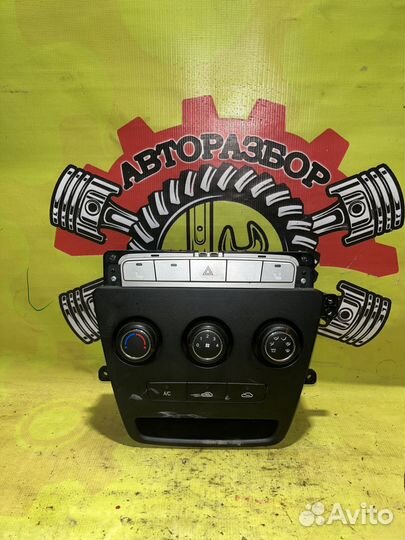 Блок управления печкой Geely Emgrand X7