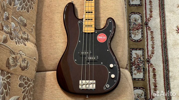 Басс-гитара Squier CV 70s P Bass MN WN