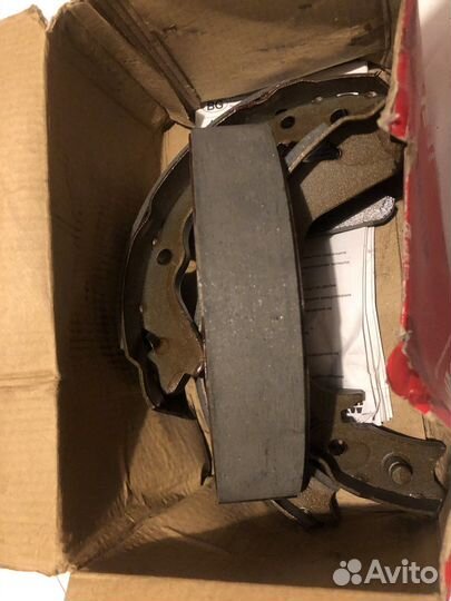 Колодки ручника на Subaru Forester