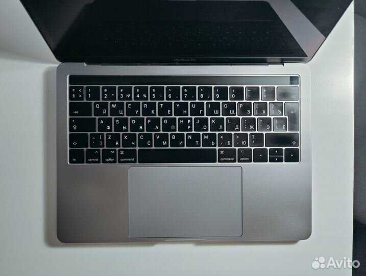 Продам Macbook Pro 13 2017 А1706 с Touch Bar