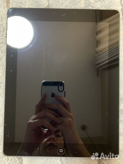 iPad A1430 32 Гб с кожаным чехлом