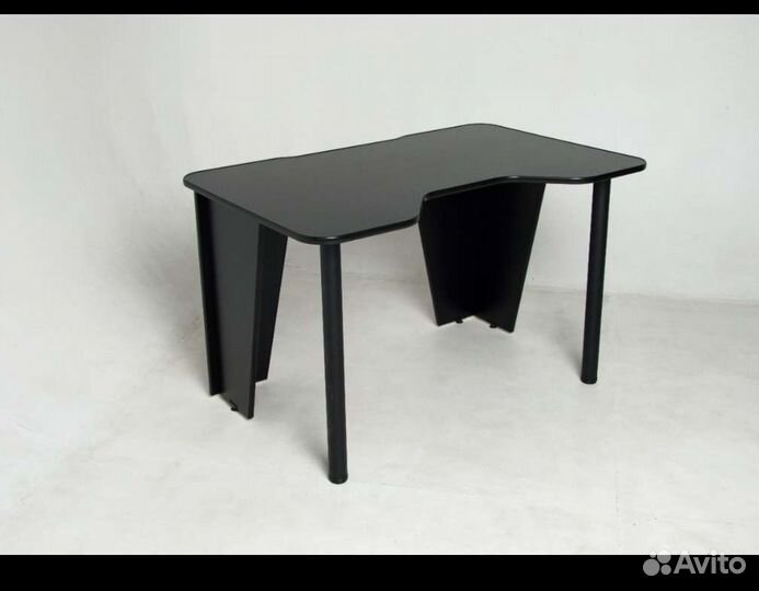 Компьютерные столы (новые)