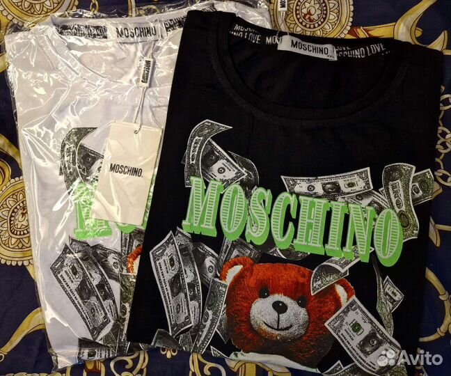 Moschino футболка. Оригинал