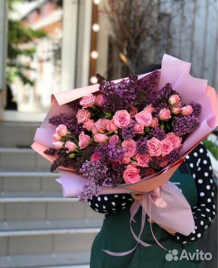 Нежные букеты с кустовыми розами и гортензиями