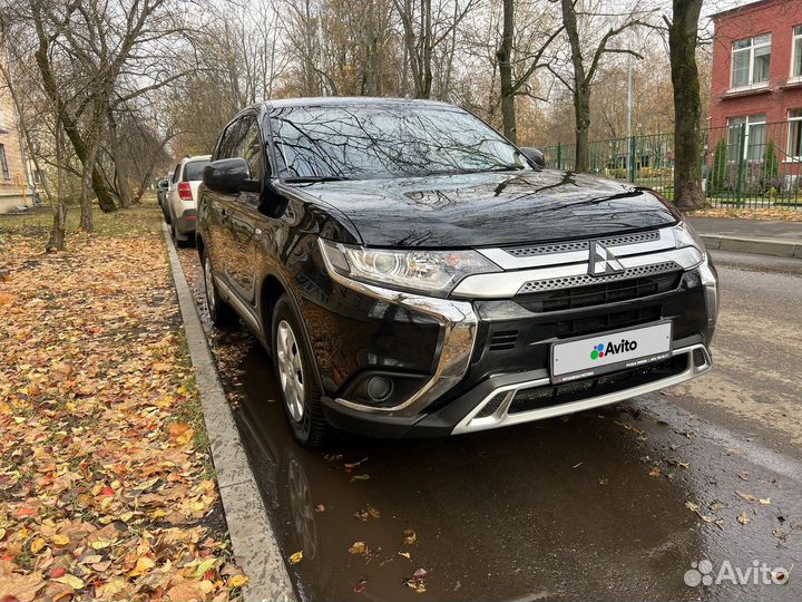 Mitsubishi Outlander 2.0 CVT, 2020, 57 300 км