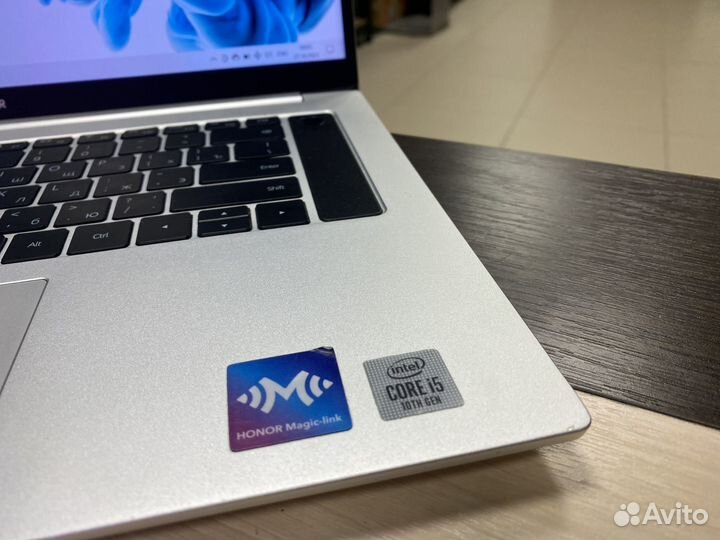 Премиальный honor 16.1/nvidia MX350/core I5/16 RAM
