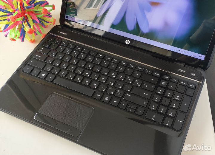 Ноутбук HP/4 ядра/ssd/новый аккум