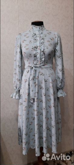 Платье женское