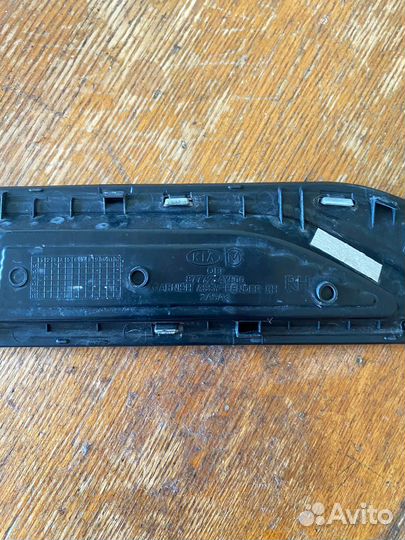 Молдинг крыла передний праввый для Kio Ria