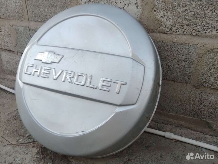 Крышка на запасное колесо от chevrolet-Niva