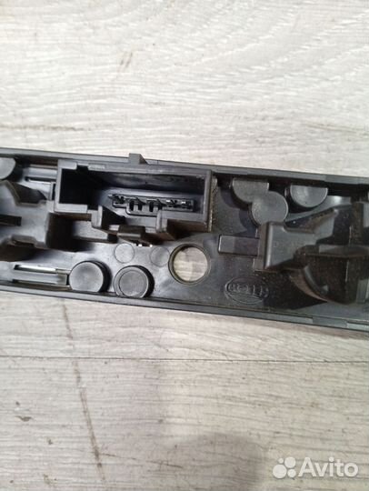 Плата заднего правого фонаря Citroen C4