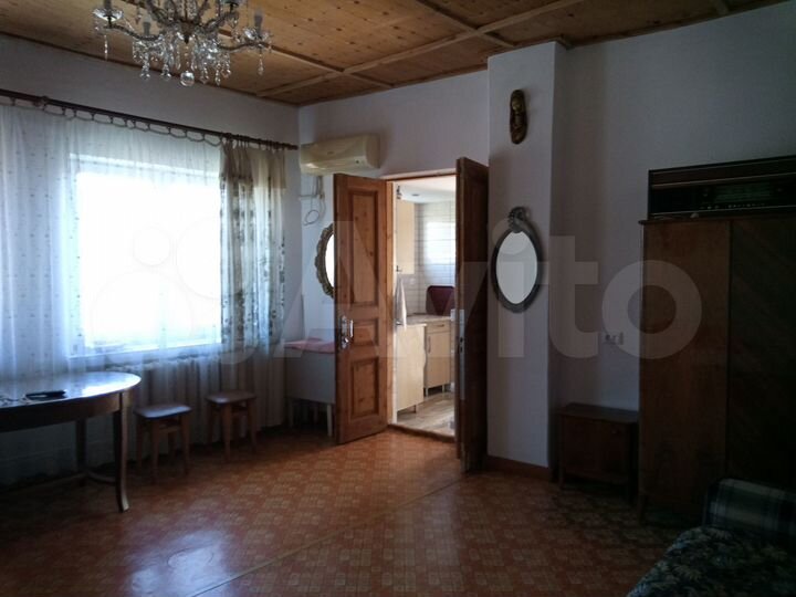 2-к. квартира, 55 м², 2/2 эт.