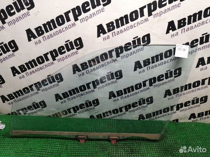 Стекло боковое переднее левое Toyota Camry SV41