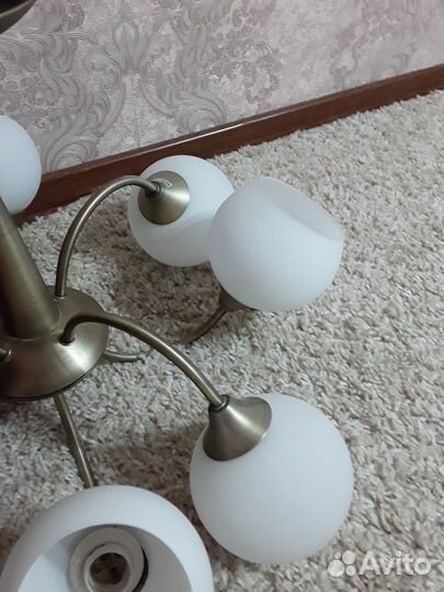 Продаю люстру