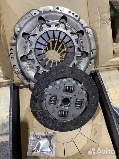 Сципление nissan нотэ LUK