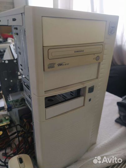 Ретро компьютер Pentium