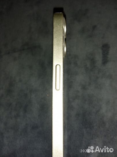 Муляж iPhone 13 белый