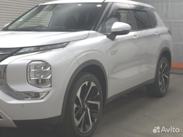 Mitsubishi Outlander 1.5 CVT, 2021, 20 000 км