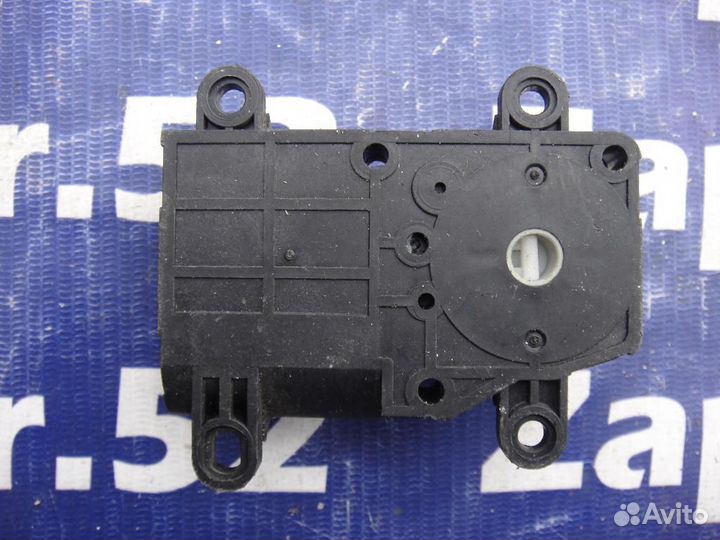 Моторчик заслонки печки Хендай Элантра XD хд