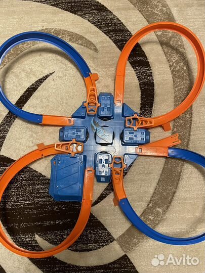 Игрушка трэк хот вилс