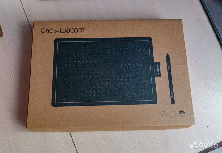 Графический планшет Wacom one medium