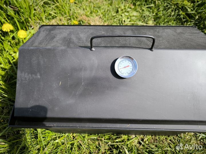 Коптильня горячего копчения с гидрозатвором