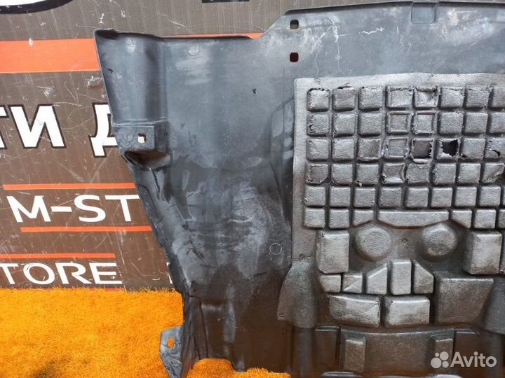 Защита двигателя Mercedes-Benz M-Class W163