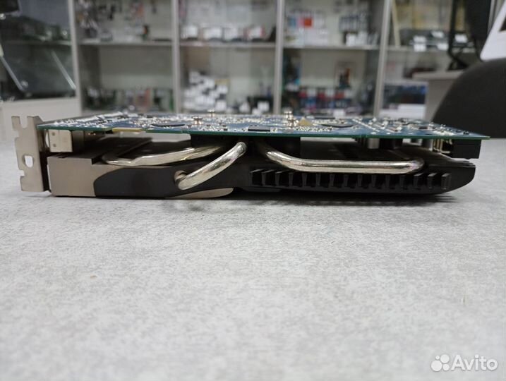 Видеокарта Nvidia GeForce 9600GT 512MB asus silent