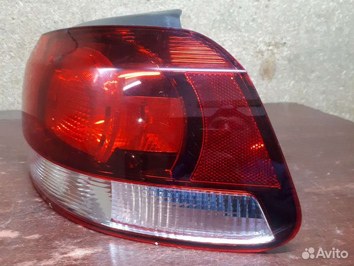 Задний правый фонарь фольксваген гольф 6