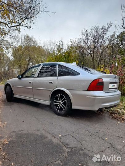 Opel Vectra 2.2 AT, 2000, 100 000 км