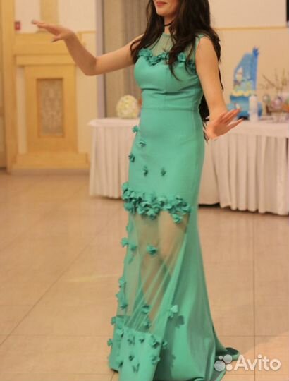 Вечернее платье