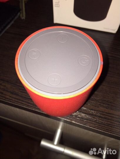 Колонка беспроводная.В коробке. И