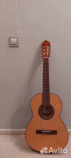 Классическая гитара Cort AC100 Semi Gloss