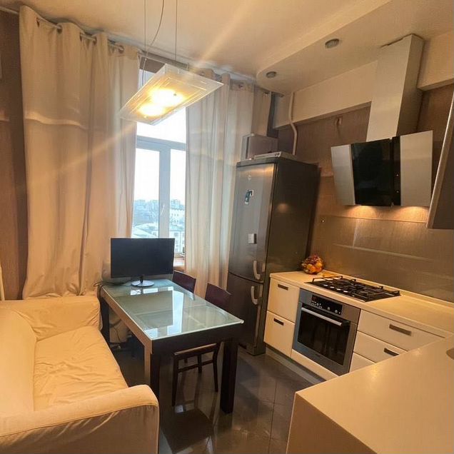 2-к. квартира, 65 м², 9/10 эт.