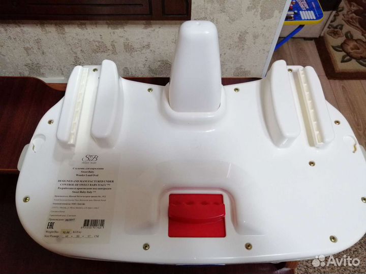 Столик для кормления малыша