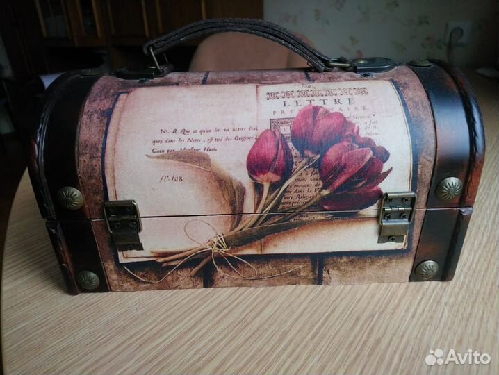 Шкатулка деревянная