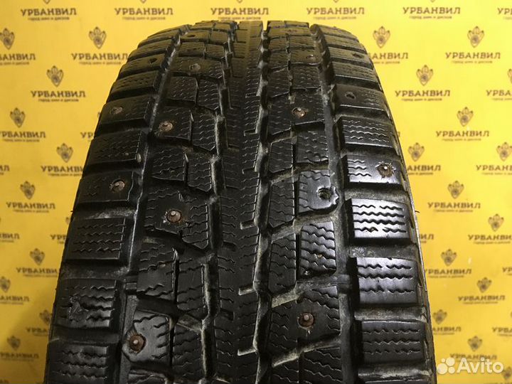 Dunlop SP Winter Ice 01 205/60 R16 92T
