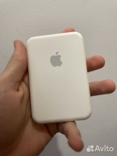 Magsafe battery pack