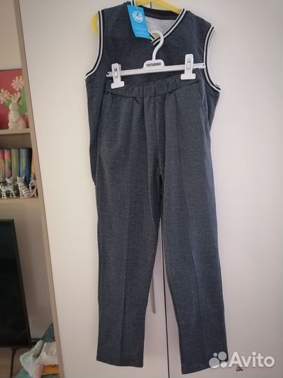 Новый школьный костюм для мальчика р 146