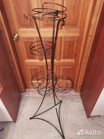 Подставка для цветов напольная металлическая