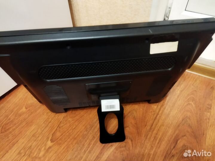 Моноблок Iru intel g4400t /4gb /500gb /24