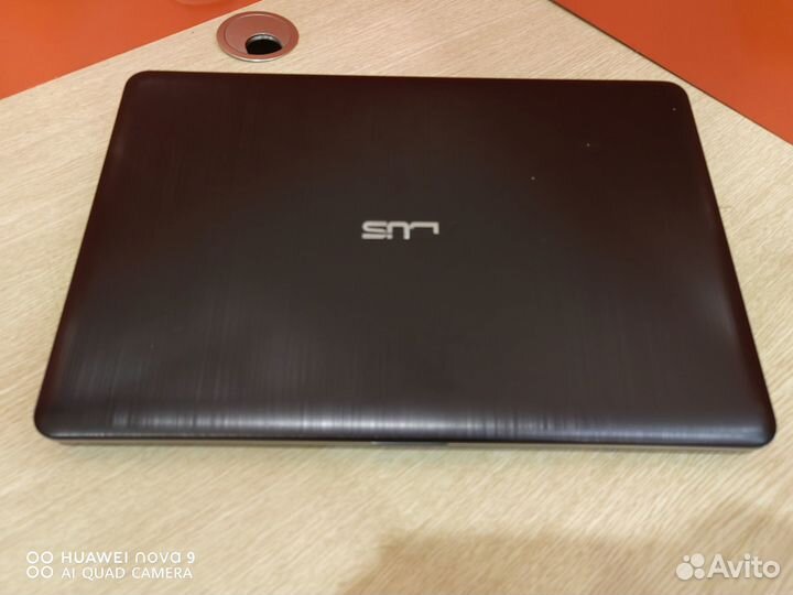 Ноутбук Asus VivoBook для работы и дома