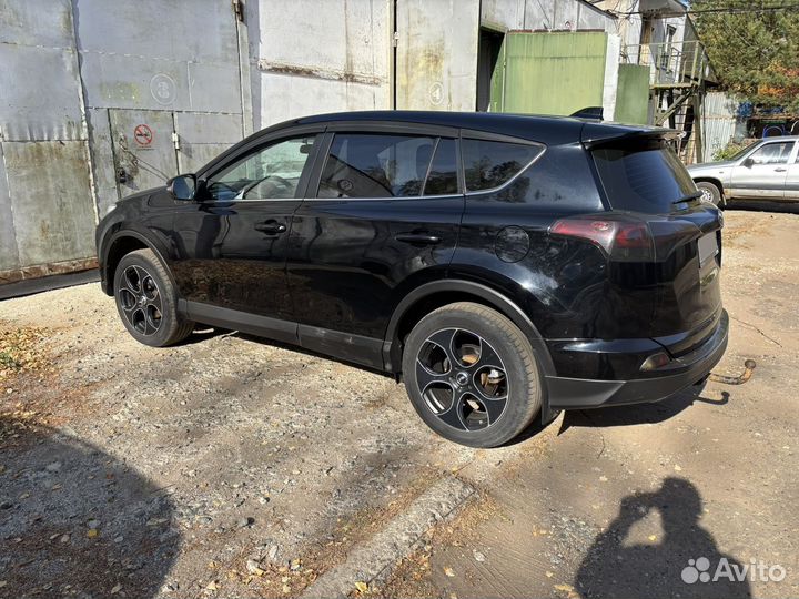 Toyota RAV4 2.0 CVT, 2017, 140 500 км