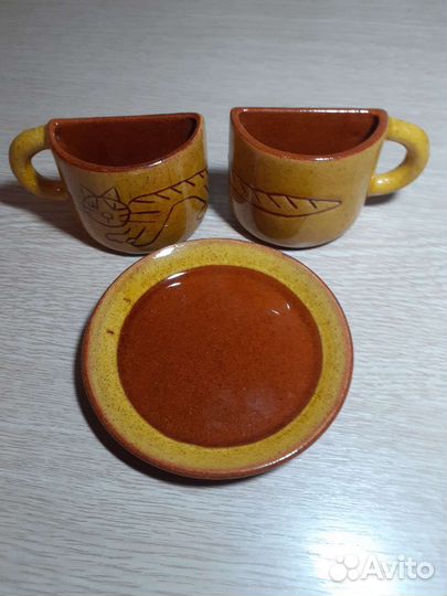 Кофейная пара с блюдце для двоих Сувенир