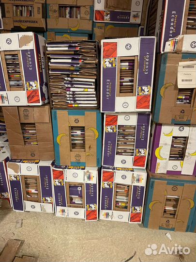 Прадаю Бананы каробки