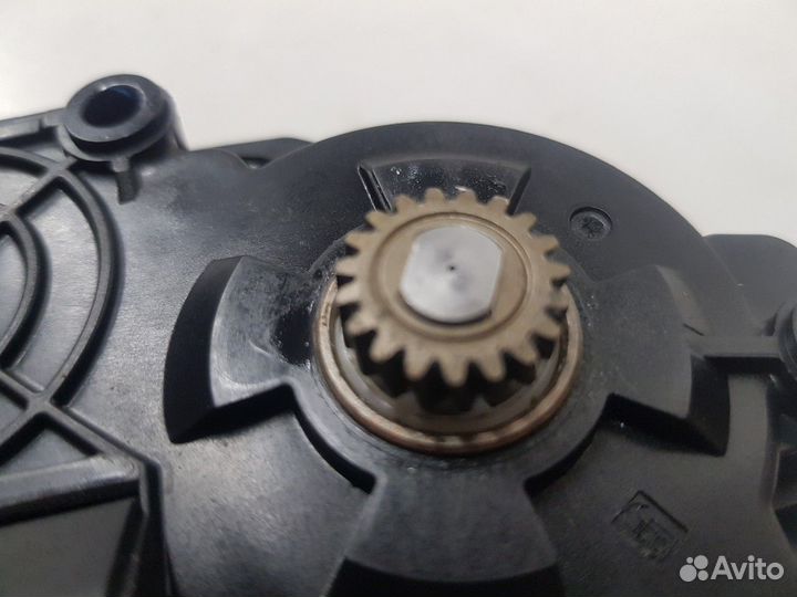 Моторчик люка (Lifan Myway)