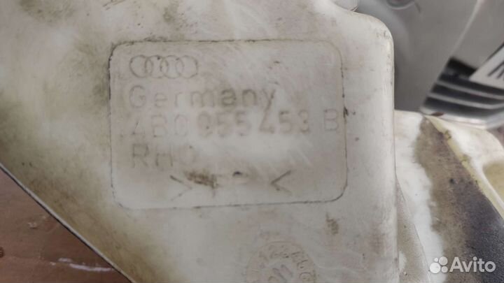 Бачок омывателя ауди а6с5 4b0955453b