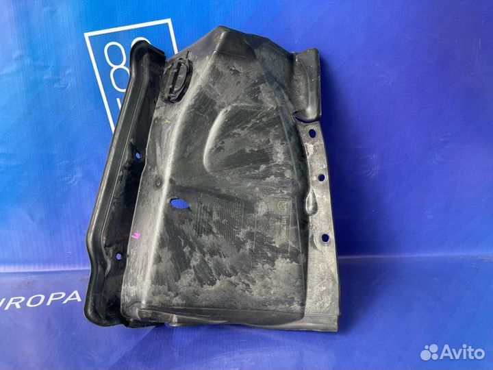 Доп. деталь колесной ниши Л передний левый Bmw X5