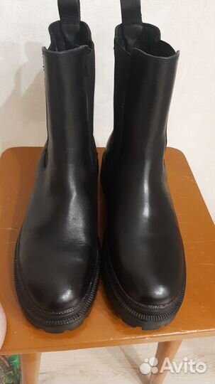 Ботинки женские 37 размер
