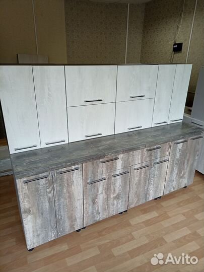 Кухня новая 2м в наличии